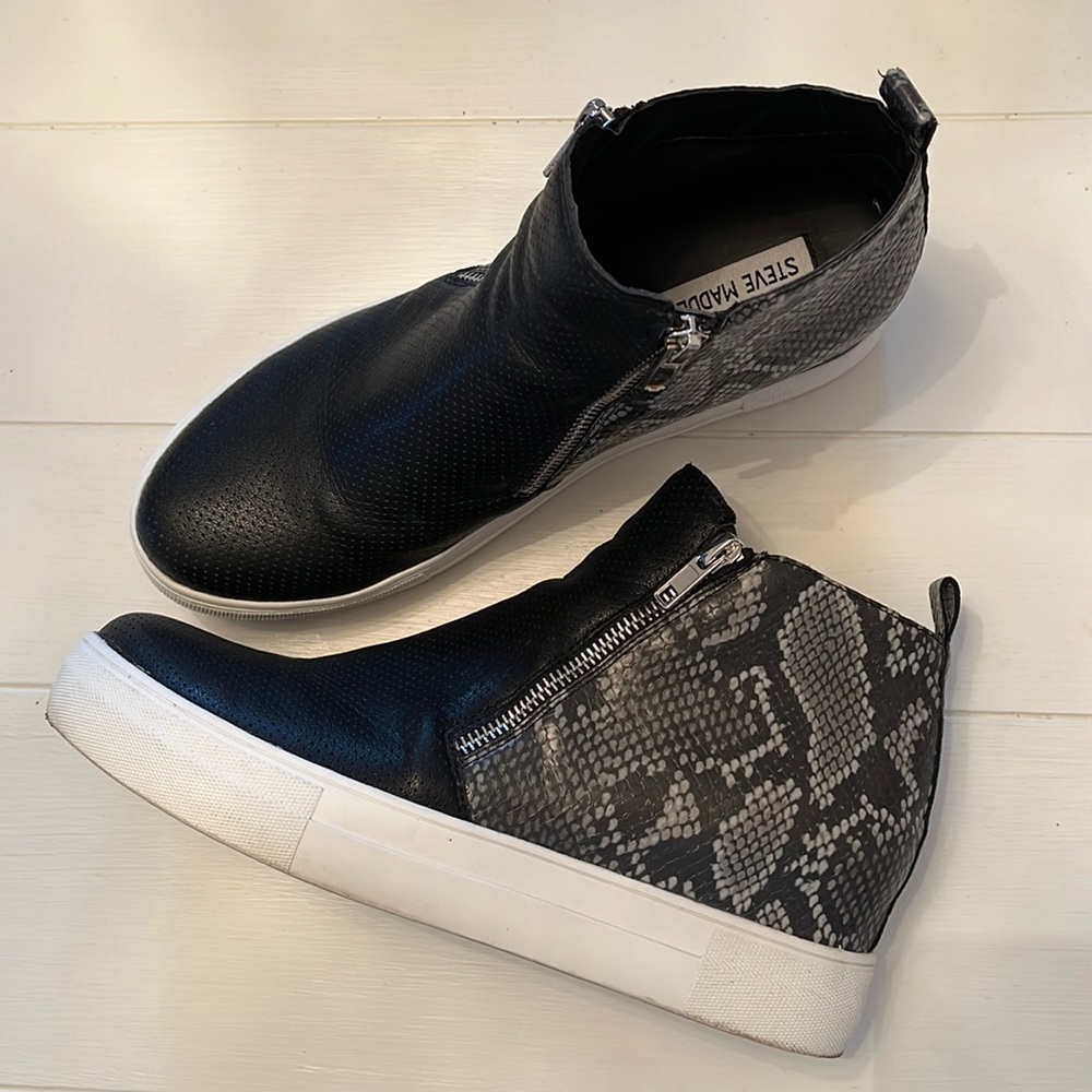 Steve Madden Hidden Wedge